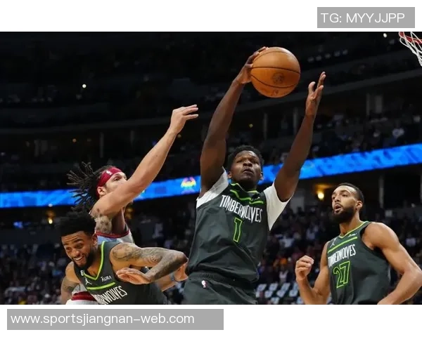 华子提前离场沮丧落后29分球员通道内情引发热议